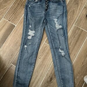 Women’s Distressed Judy Blue Skinny Jeans